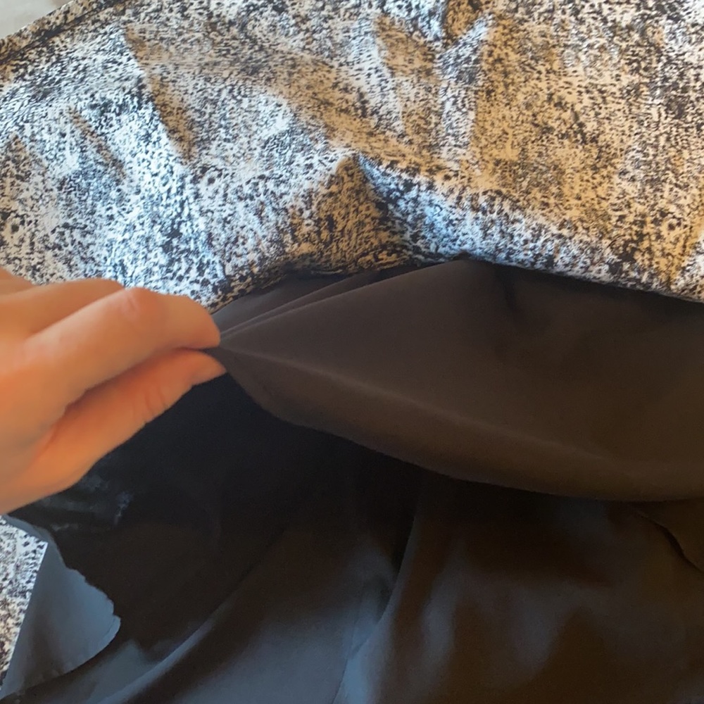 Dress - Picture 6 of 7